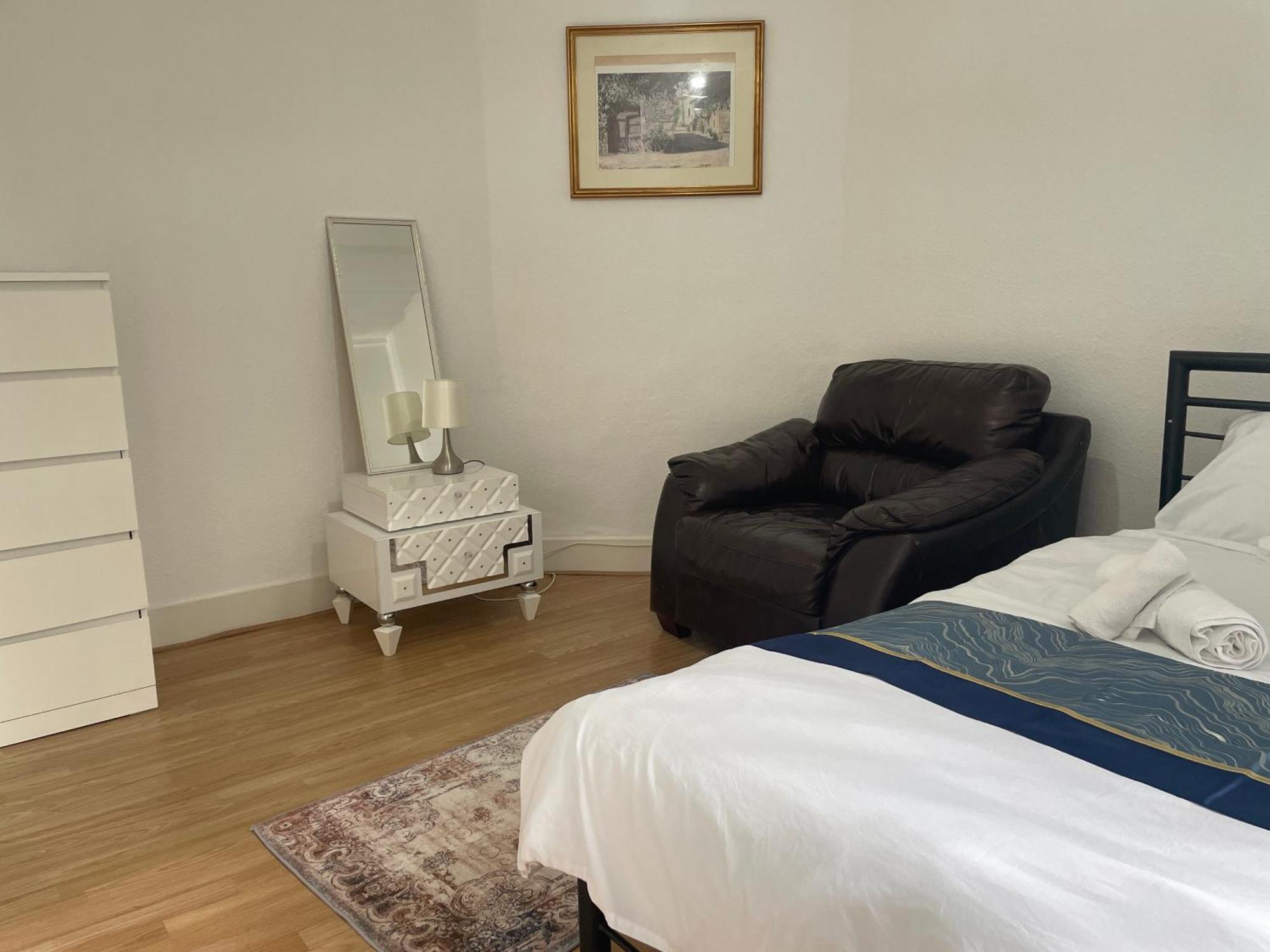 5 Bed 5Mins From Wembley Stadium London Bagian luar foto